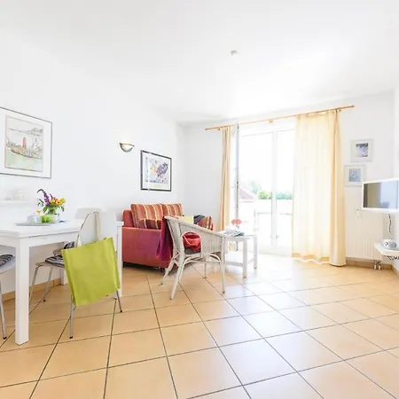 Strandstr_51 Wohnungsnr_2 Zingst